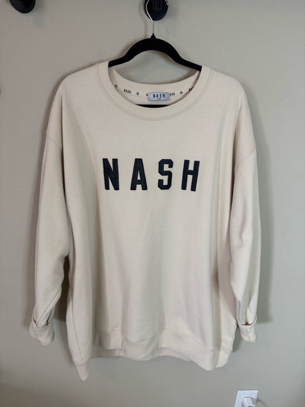 NASH Nashville Crewneck Sweatshirt Cream Oversized XL 2XL Cozy